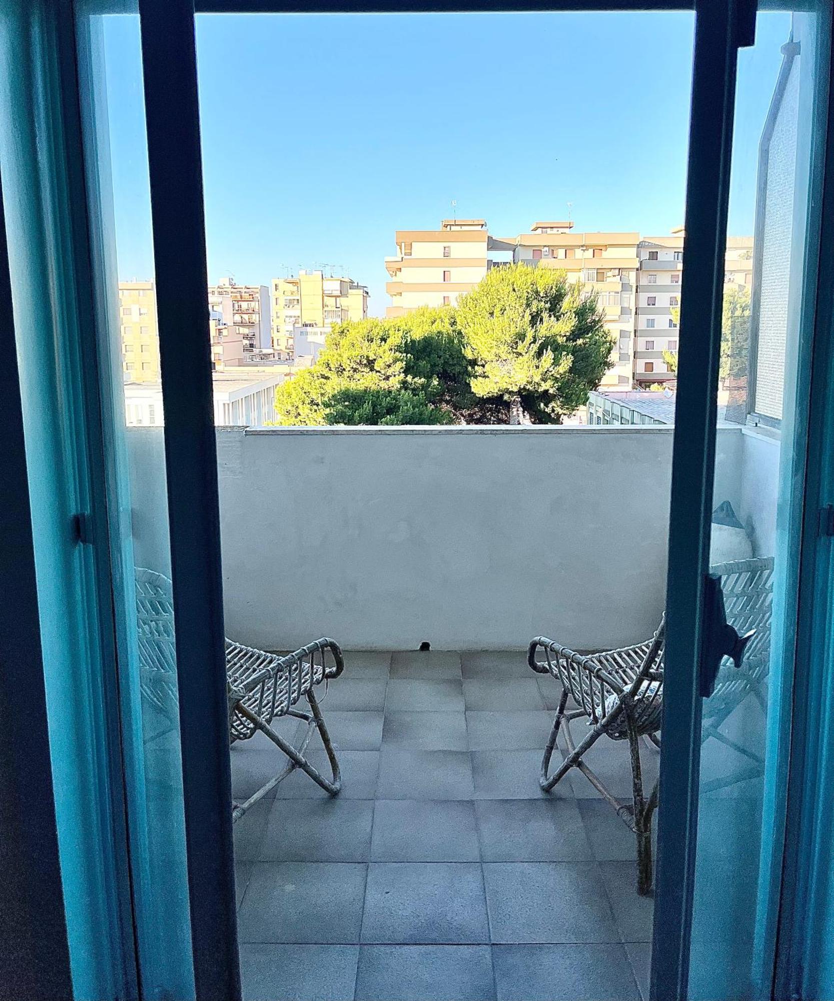 Puglia Low-Cost, Holiday Home Brindisi Ngoại thất bức ảnh